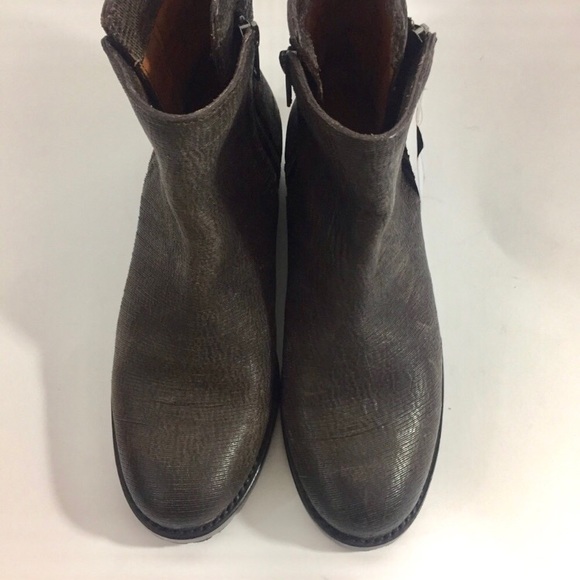 Frye ‘Addie’ boots FINAL PRICE - Picture 2 of 6